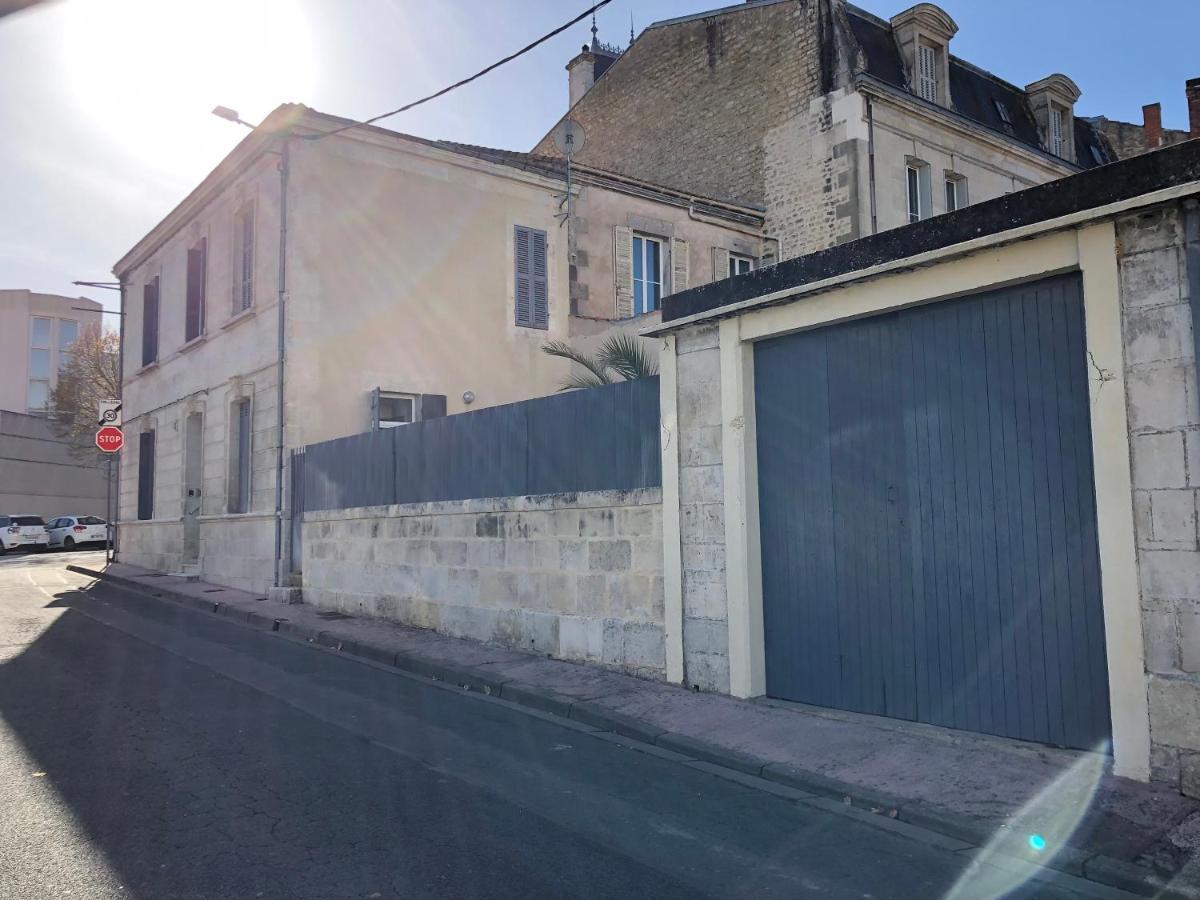 Les Demoiselles De Rochefort Villa Bagian luar foto