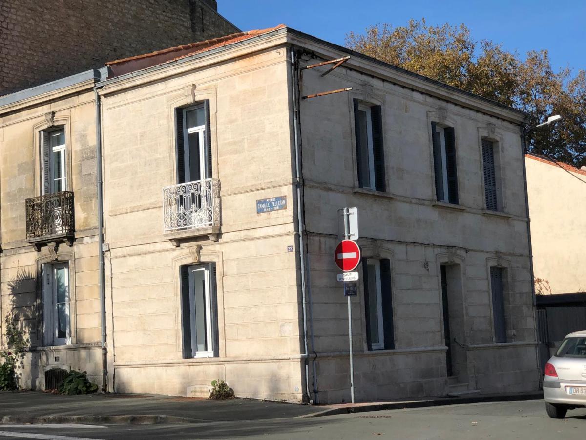Les Demoiselles De Rochefort Villa Bagian luar foto